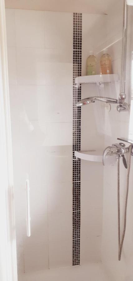 Les 3 Mesanges Apartment Giverny Luaran gambar